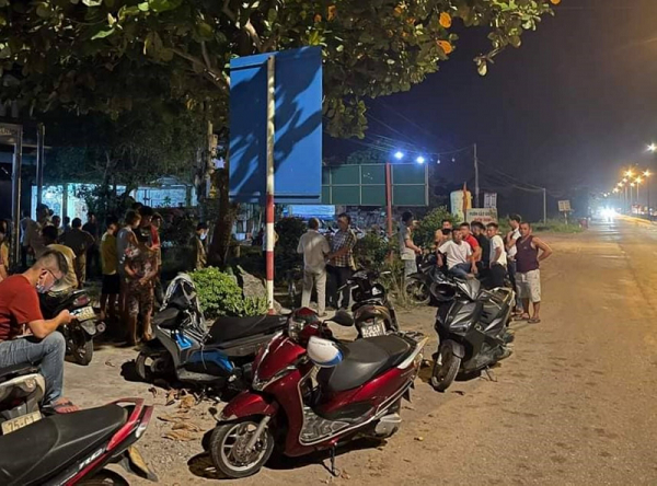 Tổ trưởng dân phố tử nạn khi đi câu cá: Nạn nhân là ông Nguyễn Văn T. (SN 1960, là tổ trưởng tổ dân phố Tân Lập, thị trấn Phong Điền, huyện Phong Điền, Thừa Thiên- Huế). Trước đó, vào chiều tối 26/7, ông T. cùng với 2 người bạn đến đập Phụ Nữ, xã Phong An để câu cá. Trong lúc câu cá, do lưỡi câu bị vướng nên ông T. lội xuống hồ để gỡ lưỡi câu thì không may sẩy chân dẫn đến đuối nước. Đến khoảng 20h tối cùng ngày, thi thể ông T. đã được tìm thấy.