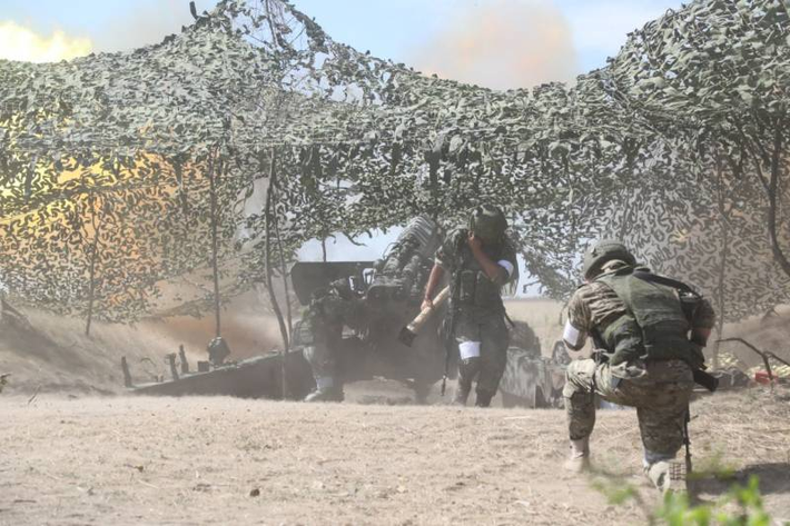 Theo Viện Nghiên cứu Chiến tranh Mỹ và nhà quan sát Mikhail Zvinchuk, Quân đội Ukraine đã giành lại được Lyubimovka, sau đó quân Nga với lực lượng một trung đội đã tiến hành một cuộc tấn công cơ giới, đẩy lùi quân Ukraine ra khỏi vị trí này, tuy nhiên quân Ukraine vẫn giữ được một số vị trí giới hạn ở khu vực gần phía đông Lyubimovka. Ảnh: Topwar.