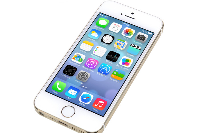 iPhone 5S là một phiên bản cải thiện của sản phẩm tiền nhiệm iPhone 5, bên cạnh một thiết kế nút Home mới, sử dụng đá sapphire cắt laze bao quanh bởi một vòng kim loại Touch ID, một hệ thống nhận dạng vân tay được gắn trực tiếp vào nút Home.