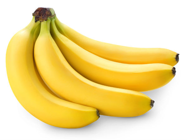 Chuối. Trong chuối có chứa rất nhiều magiê và vitamin C tốt cho quá trình trao đổi chất và sức đề kháng cho cơ thể của bạn. Nhưng sẽ cực kỳ nguy hiểm khi bạn dùng chuối làm thực ăn khi đói, do khi ăn chuối hàm lượng magiê sẽ tăng đột ngột trong máu, làm mất sự cân bằng của tim mạch, gây tổn hại cho sức khỏe của bạn.