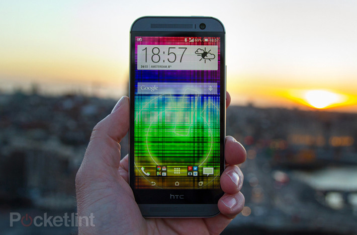 2014: HTC One - Là quán quân của kỳ triển lãm năm ngoái, mẫu điện thoại này đã thực sự củng cố niềm tin và sự tập trung cao độ của HTC về mặt thiết kế. HTC One cũng chứng tỏ rằng mặc dù các sản phẩm điện thoại của HTC chạy Android, nhưng chính giao diện tùy biến của hãng lại là một trong những điểm ưa thích của nhiều người dùng.