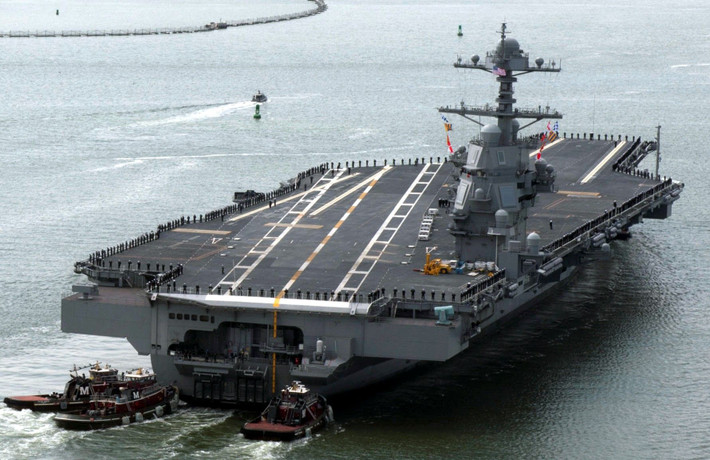 Fort là mẫu tàu sân bay lớn nhất thế giới, lượng giãn nước toàn tải hơn 100.000 tấn, lớn hơn những tàu sân bay chạy bằng năng lượng hạt nhân lớp Nimitz, vốn là trụ cột của sức mạnh hải quân Mỹ hiện nay.