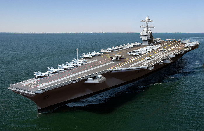 So với tàu sân bay lớp Nimitz, tàu sân bay lớp Fords có nhiều cảm biến tốt hơn, hệ thống phóng máy phóng phức tạp hơn và lò phản ứng hạt nhân mạnh hơn, có thể cung cấp năng lượng gấp ba lần các tàu sân bay cũ hơn.