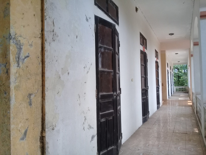Lãnh đạo xã Phú Lâm, Đoan Hùng nói: ''Đối với các trụ sở xã dôi dư sau sáp nhập nếu không kịp thời xử lý thì sẽ không tránh khỏi tình trạng xuống cấp, hư hỏng gây lãng phí. Đặc biệt là địa phương chúng tôi cũng đang triển khai bán đấu giá để lấy kinh phí xây dựng cơ sở vật chất nhà văn hóa khu dân cư''.