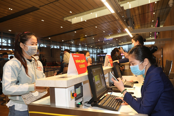 Giá vé ưu đãi 85.000 đồng/chiều (chưa bao gồm thuế, phí). Đồng thời tặng khách hàng ưu đãi 20kg hành lý ký gửi miễn phí từ nay đến ngày 25/4/2021.
