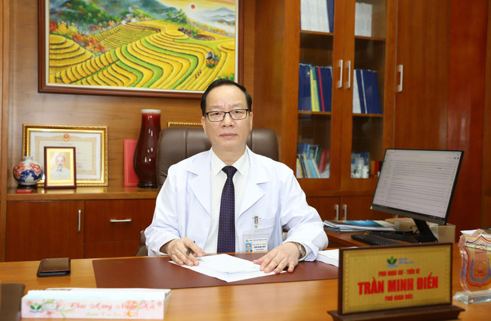 Phát biểu nhận nhiệm vụ mới, PGS.TS Trần Minh Điển gửi lời cảm ơn chân thành đến GS.TS Nguyễn Thanh Long - Bộ trưởng Bộ Y tế, các đồng chí Thứ trưởng Bộ Y tế cùng tập thể Ban cán sự Đảng Bộ Y tế đã tin tưởng, giao nhiệm vụ... (Ảnh: Tiền Phong)