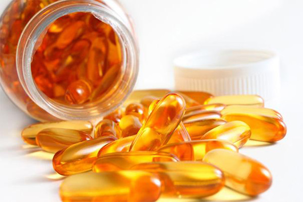 Sau khi phân tích, chuyên gia nhấn mạnh dù vitamin tan trong nước hay tan trong chất béo đều cần được dùng có kế hoạch. Sử dụng lượng lớn dễ dẫn đến tình trạng tích tụ vitamin liên tục trong cơ thể.