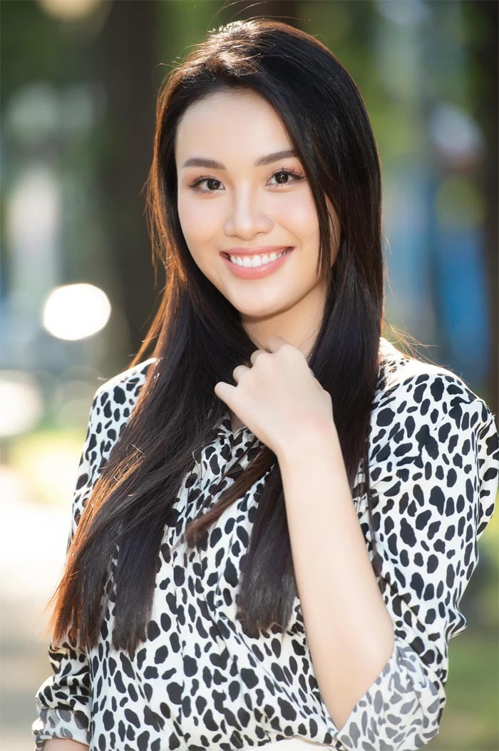 Thủy Tiên đã tốt nghiệp ngành Kinh tế trường Đại học Ngoại thương và tiếp tục học lên thạc sĩ. (Ảnh: FBNV)