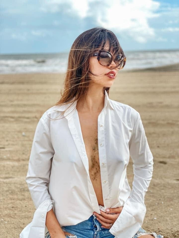 Siêu mẫu Hà Anh sinh năm 1982, cô là gương mặt người mẫu sáng giá của làng mẫu Việt từ nhiều năm nay.