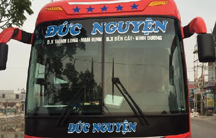 Còn 31 hành khách xuống xe trên địa bàn Hải Hậu, lập danh sách đưa đi cách ly, trong đó 1 trường hợp là công dân ở xóm 31, xã Hải Minh có kết quả dương tính COVID-19.