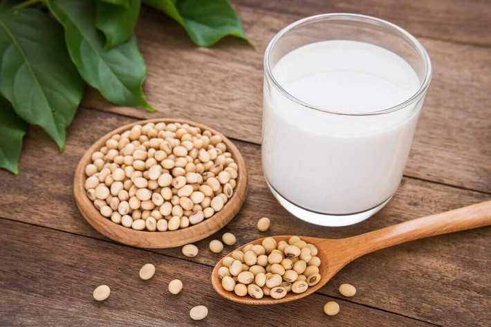 Thậm chí, người mắc bệnh máu nhiễm mỡ có thế sử dụng thường xuyên đạm đậu nành để thay thế đạm động vật hàng ngày nếu muốn. (Nguồn Daunanhdinhduonglanh)