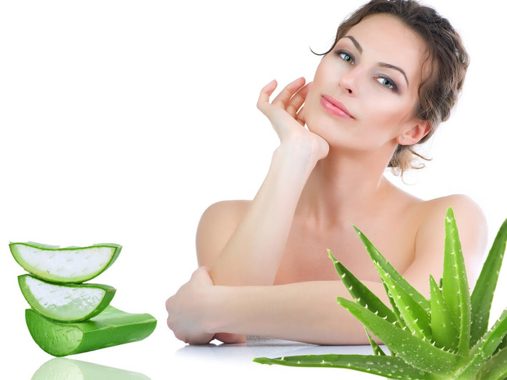 Vì thế, nếu bạn ra ngoài cả ngày, hãy mang theo một chai nước và uống nước thường xuyên trong suốt cả ngày. Ảnh: groovetraveler.