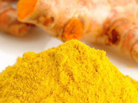 Trong 2 tháng đầu trước khi ăn 15 phút ở bữa ăn trưa và tối, bạn uống một cốc tinh bột nghệ với hàm lượng giống như buổi sáng, và giảm thực phần khoảng 30% so với mức bình thường.
