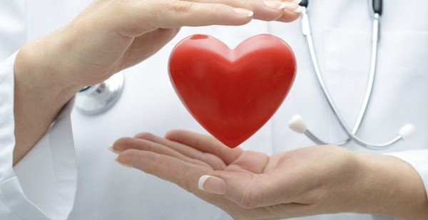 Ngủ trưa đúng cách có thể làm giảm nguy cơ mắc các bệnh tim mạch và mạch máu não. Nghiên cứu đăng tải trên tạp chí Heart nhận định, những người nghỉ trưa thường xuyên giảm tới 48% nguy cơ suy tim, đột quỵ so với người không ngủ.