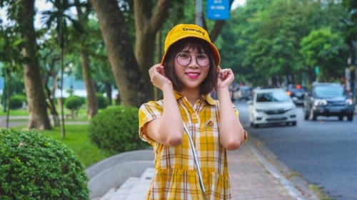 Mỗi video của Thơ Nguyễn luôn thu hút khá nhiều lượt xem, từ vài trăm nghìn đến vài triệu view. Tính đến hiện tại, kênh YouTube Thơ Nguyễn đã đạt gần 6,3 tỷ lượt xem và trung bình 1,2 triệu lượt xem/video.