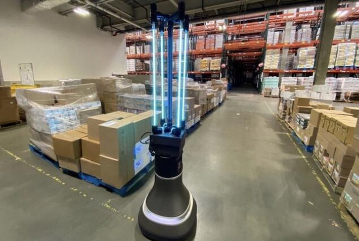 Robot này có thể linh hoạt làm nhiệm vụ tại các nhà kho, trường học và văn phòng… trở thành trợ thủ đắc lực cho con người trong bối cảnh đại dịch COVID-19.
