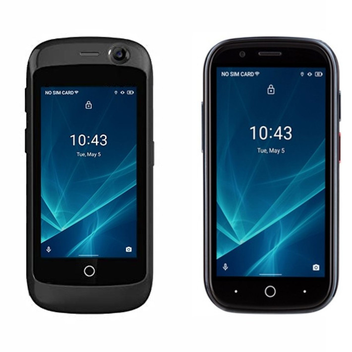 Đáng chú ý, Jelly 2 sở hữu màn hình 3 inch cho độ phân giải 480 x 854 pixel, nhỏ hơn cả điều khiển TV và có kích thước tương đương với một chiếc thẻ ATM.