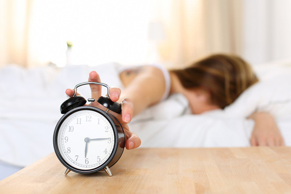 Để phân biệt “giấc ngủ rác” với giấc ngủ thông thường, các nhà khoa học nhận định “giấc ngủ rác” gồm những giấc ngủ sau: