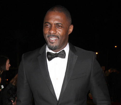 Idris Elba là được khá đông người bình chọn cho vai diễn James Bond. Tuy nhiên, cũng có ý kiến cho rằng Idris Elba là người "quá dân dã" để có thể đóng vai điệp viên 007.
