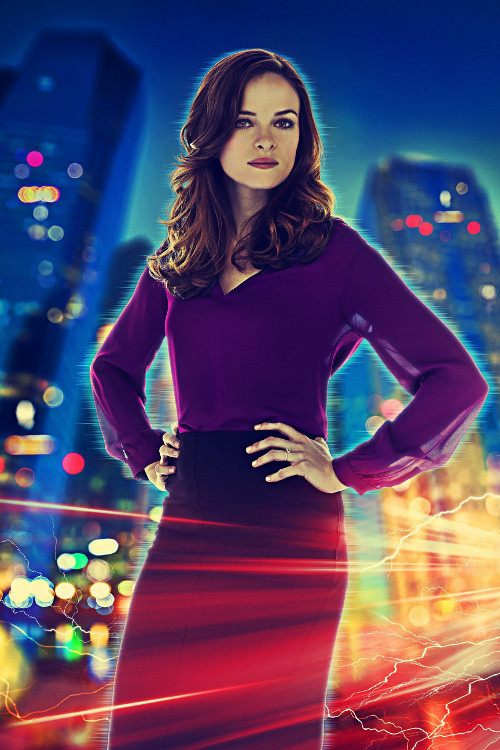 Danielle Panabaker trong vai Caitlin Snow. Tính cách mạnh mẽ cùng sự thông minh và hài hước là yếu tố khiến Danielle Panabaker để lại nhiều ấn tượng trong lòng khán giả khi cô đảm nhận vai Caitlin Snow trong phim The Flash.