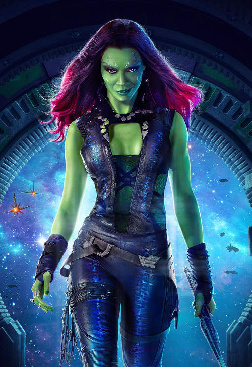 Zoe Saldana có lẽ là một trong số nữ diễn viên đặc biệt của Hollywood hiện nay. Saldana gây dựng danh tiếng cho mình bằng hàng loạt những bộ phim bom tấn. Cô từng góp mặt trong Avatar, Star Trek và mới đây là Guardians of the Galaxy. Trong bom tấn “Guardians of the Galaxy’, Zoe Saldana vào vai Gamora - một nữ chiến binh thực thụ và mang vẻ quyến rũ chết người.