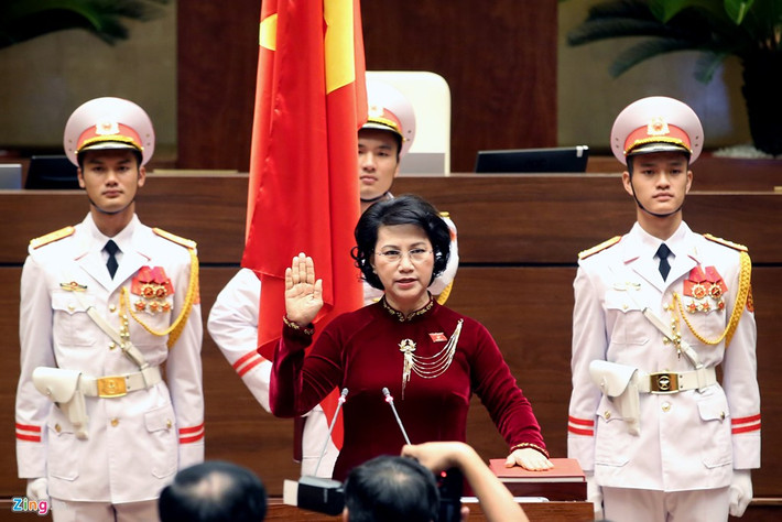  Chủ tịch Quốc hội Nguyễn Thị Kim Ngân trong buổi tuyên thệ nhậm chức tái đắc cử lần thứ 2, sáng 22/7. Ảnh: Như Ngọc.