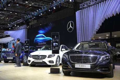 Trong khuôn khổ Triển lãm ôtô VIMS 2017, TPBank hợp tác cùng Vietnam Star Automobile - nhà phân phối xe Mercedes-Benz tại TP HCM đưa ra nhiều ưu đãi cho khách hàng mua xe. Cụ thể, người mua xe Mercedes-Benz mới tại Vietnam Star Automobile khu vực TP HCM được vay ưu đãi lãi suất 0% trong 6 tháng và 12 tháng ân hạn gốc.