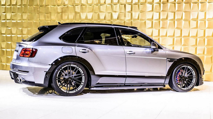Với dàn chân cứng cáp, siêu xe Bentayga độ này có thể đạt tới vận tốc cực đại 300 km/h.
