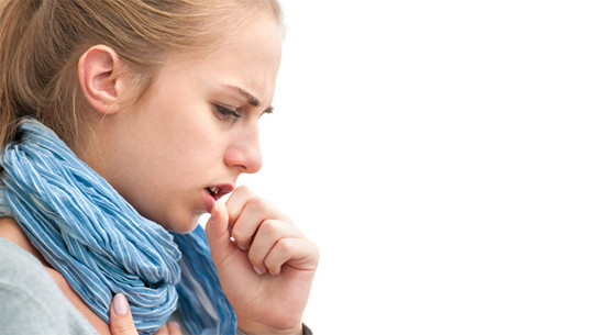 Bên cạnh đó, lao phổi cũng là nguyên nhân khiến bạn bị ho. Ảnh: healthplus.
