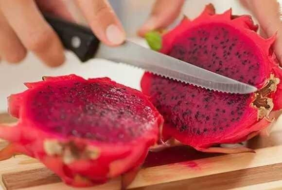 Bên cạnh đó, quả thanh long còn có tác dụng ngăn ngừa tiểu đường. Ảnh: steemitimages.