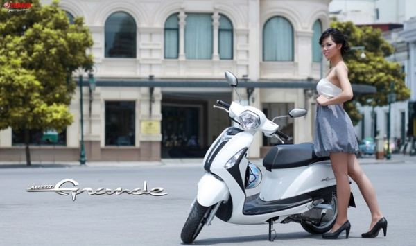 Ra mắt vào tháng 7/2014, Yamaha Grande thu hút sự chú ý của công chúng với kiểu dáng thanh lịch, động cơ tiết kiệm nhiên liệu Blue Core, khối lượng chỉ 99 kg cùng thiết kế tiện lợi cho người sử dụng...