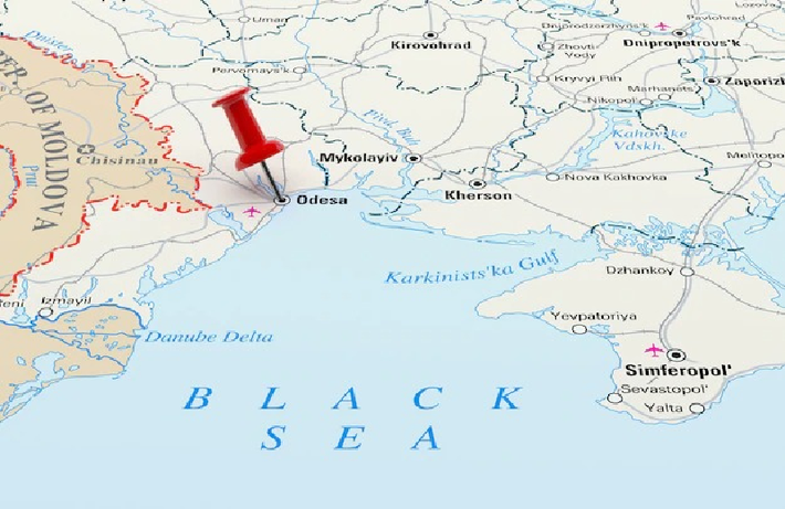 Tuy nhiên, một số chuyên gia quân sự Nga cho rằng hành động của Quân đội Ukraine ở Kursk có lẽ chỉ là đòn tấn công nhử, còn hướng phản công thực sự của họ là tấn công Kherson từ Odessa. Ảnh: Getty Images.