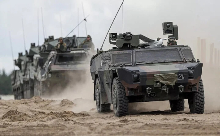 Rõ ràng, chỉ cần Quân đội Ukraine đầu tư đủ quân vào Kursk, việc triển khai quân Nga ở các hướng khác chắc chắn sẽ bị suy yếu. Trong tình huống này, nếu Quân đội Ukraine vẫn có thể rút ra một lực lượng phản công khác sẵn sàng hành quân, thì Quân đội Nga ở Ukraine thực sự có thể bị Quân đội Ukraine tấn công. Ảnh: Sputnik.