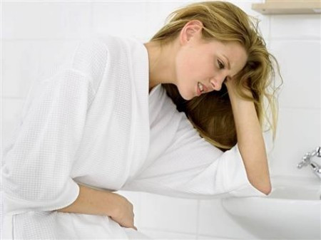 Các vấn đề dạ dày. Nhiễm trùng dạ dày với vi khuẩn gây loét Helicobater pylori có thể làm tăng nguy cơ mắc bệnh ung thư tuyến tụy. Một số ý kiến còn cho rằng axit trong dạ dày quá mức cũng có thể làm tăng nguy cơ này.