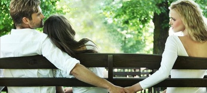 Bởi vì sau khi kết hôn, mọi duyên phận chỉ có thể được coi là một thử nghiệm trong cuộc sống của bạn. Chúng ta nên học tập cách biết từ bỏ.