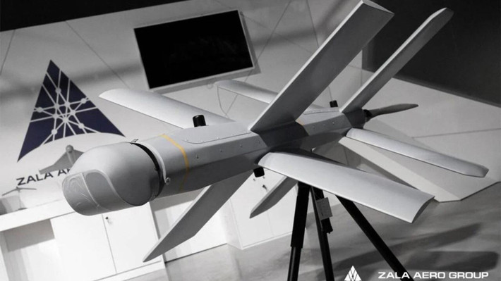 UAV tự sát Lancet được Quân đội Nga sử dụng thường xuyên trên chiến trường Ukraine, hiệu quả rất ấn tượng, Bộ Quốc phòng Nga thường xuyên công bố các video UAV Lancet tiêu diệt mục tiêu như xe bọc thép, trận địa pháo của Ukraine và có thể khẳng định, đây là vũ khí “sát thủ” của Quân đội Nga.