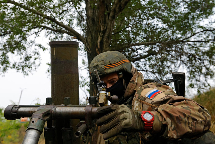 Trong những ngày qua, mặt trận phía tây Avdiivka đã trở thành tâm điểm của cuộc xung đột Nga-Ukraine. Quân đội Nga đã thể hiện sức mạnh tấn công mạnh mẽ với chiến lược - chiến thuật “tấn công từ mọi phía và tiến lên từng bước”.