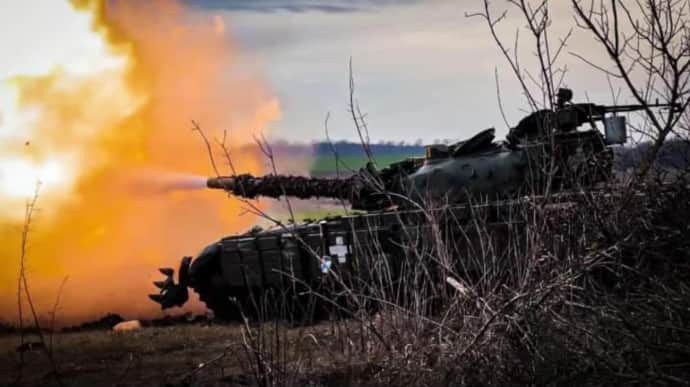 Quân đội Ukraine luôn cho rằng, Pokrovsk sẽ có lợi hơn khi giữ được các thị trấn vòng ngoài. Nhưng liệu Pokrovsk có học được bài học từ quá khứ Avadivka và Bakhmut không? Có lẽ Quân đội Ukraine chưa rút kinh nghiệm chút nào. Quân đội Ukraine phải giữ được vùng ngoại vi của thành phố Pokrovsk, khi đó mới có thể bảo vệ được thành phố Pokrovsk.