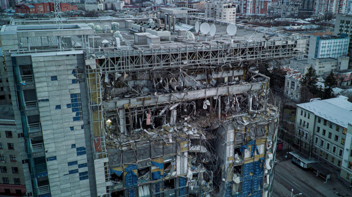 Moscow tuyên bố sẽ trấn áp nghiêm khắc bất kỳ lực lượng quân sự nước ngoài nào tham gia chiến trường Ukraine; cuộc tấn công chính xác vào khách sạn này là một ví dụ, khi đã gây ra thiệt hại nghiêm trọng.