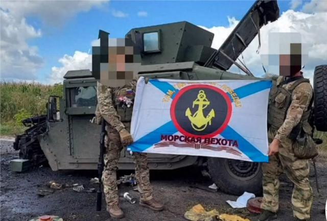 Nói một cách thẳng thắn, Ukraine ban đầu muốn giành được lợi thế thương lượng bằng cách tấn công lãnh thổ Nga, với hy vọng phá vỡ thế bế tắc trên chiến trường và giảm áp lực cho quân đội của mình, bằng cách đưa chiến trường về lãnh thổ Nga. Nhưng giờ đây, hàng nghìn quân tinh nhuệ Ukraine đã thiệt mạng khi tấn công vào Kursk. Đương nhiên, mục tiêu của Tổng thống Ukraine Zelensky cũng chẳng đạt được gì.