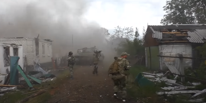 Cùng với việc Lữ đoàn BBCG số 9 chiếm Netailove, thì Lữ đoàn BBCG số 114 của Quân đội Donetsk ở sườn phía bắc đã chiếm đóng hoàn toàn cứ điểm quan trọng Umanske. Như vậy Quân đội Ukraine chỉ còn lại một khu vực tam giác phía đông sông Vovcha ở khu vực này.