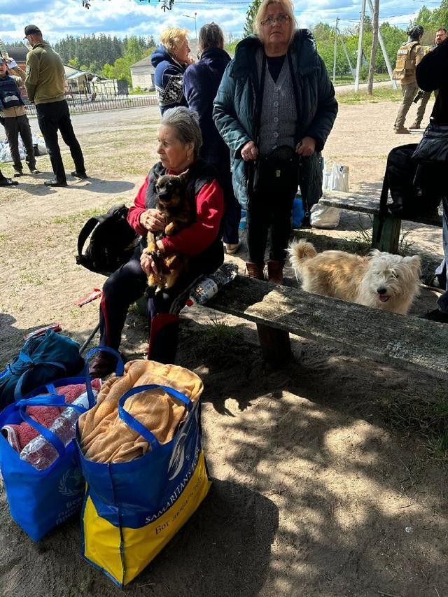 Tờ New York Times của Mỹ cho rằng, cuộc tấn công thành công của Quân đội Nga vào Kharkov, thành phố lớn thứ hai và là trung tâm công nghiệp quan trọng của Ukraine, “có thể làm suy yếu tinh thần của người Ukraine và các đồng minh của họ”.