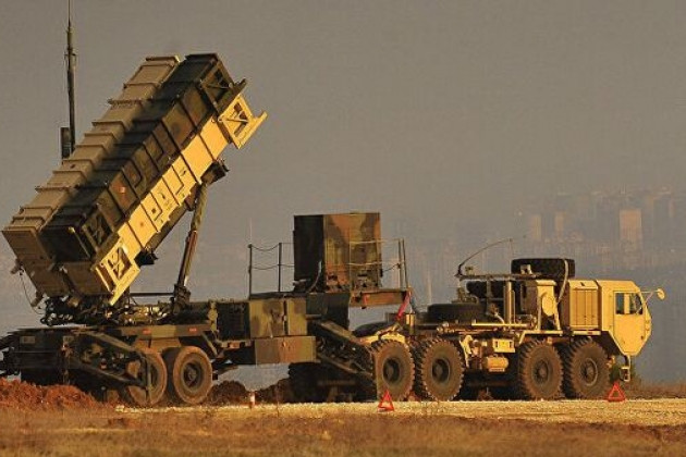 Quân đội Nga tiếp tục tiến hành tấn công trên toàn chiến trường Ukraine; một trong những sự kiện quan trọng là việc phá hủy 2 bệ phóng tên lửa phòng không Patriot và một đài radar AN/MPQ-65, một phần của tổ hợp phòng không của Ukraine, ảnh hưởng tới năng lực phòng không của Ukraine.
