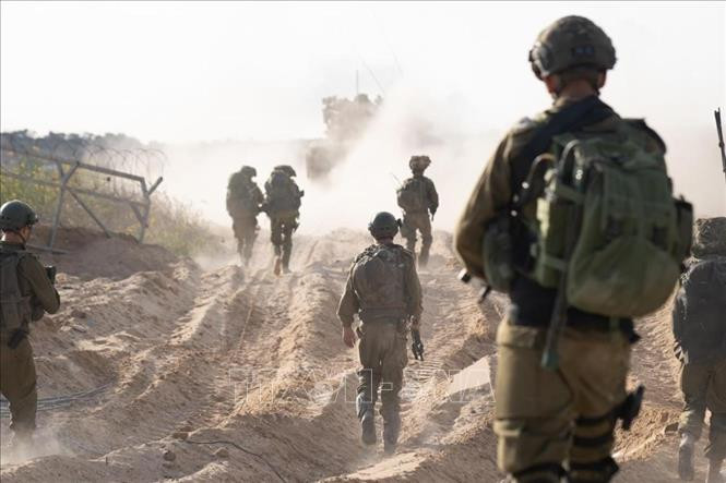 Một đơn vị nổi tiếng của Israel đã phải chịu hàng trăm thương vong và gần như mất đi hiệu quả chiến đấu khi tiến hành các hoạt động ở Dải Gaza. Các đơn vị bộ binh khác cũng phải chịu áp lực rất lớn, tinh thần và quân số suy giảm.