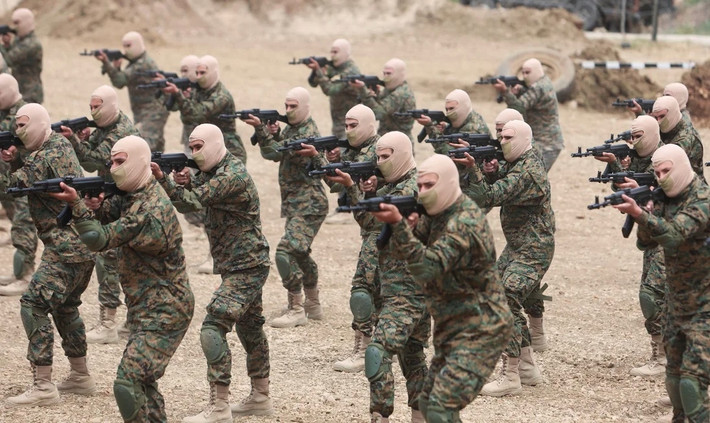 Đánh giá chung, Israel ngày càng có nhiều kẻ thù có kỹ năng chiến đấu ngày càng tốt hơn và ngày càng có nhiều vũ khí tấn công tầm trung và tầm xa nhằm vào họ. Hơn nữa, năng lực tổ chức của lực lượng chống Israel đã được cải thiện, chứ không phải là tự phát.