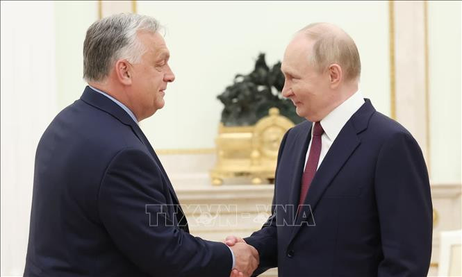 Tất nhiên, Hungary là một quốc gia có ít ảnh hưởng, nên khó có thể tự mình giàn xếp được lệnh ngừng bắn giữa Nga và Ukraine, nhưng điều này không có nghĩa là không còn chỗ để hành động.