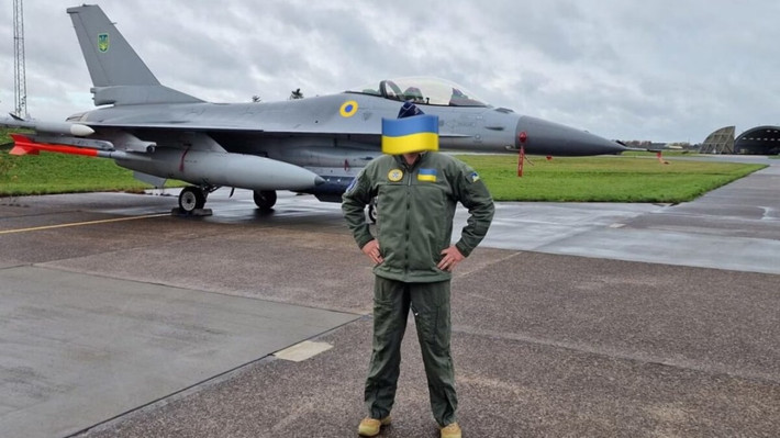 Một số người lo ngại rằng, số máy bay chiến đấu F-16 mà Hà Lan và các nước châu Âu cung cấp cho Ukraine vẫn chưa sẵn sàng. Cùng với đó, việc Quân đội Nga liên tiếp tấn công sân bay của Ukraine cho thấy, Nga có khả năng phát hiện và tấn công các mục tiêu ở sâu trong lãnh thổ Ukraine.