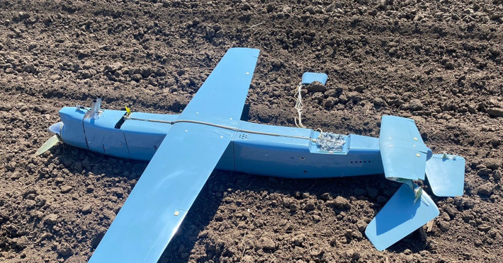 Máy bay không người lái (UAV) đã trở thành một yếu tố then chốt trong cuộc xung đột đang diễn ra ở Ukraine, phục vụ cho cả Lực lượng Vũ trang Ukraine và Nga. Các thông tin từ phương tiện truyền thông Ukraine trên thực địa cho thấy, Nga đang ngày càng sử dụng nhiều UAV để xác định trận địa của các hệ thống phòng không Ukraine.
