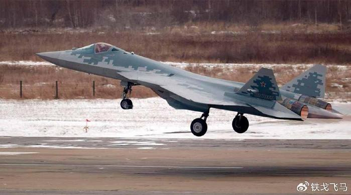 Mặc dù Không quân Nga có ý tưởng chiến thuật rất hay, nhưng số lượng tiêm kích Su-57 hiện tại vẫn còn quá ít; chưa kể đến khả năng tàng hình của tiêm kích này, Nga cũng chưa thể đưa ra câu trả lời chính xác.