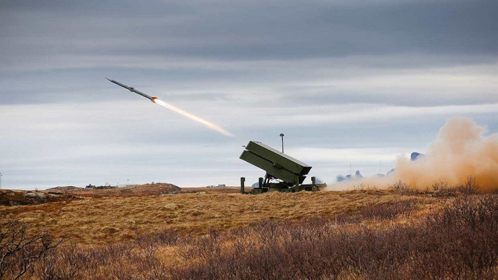 Bất kỳ loại tên lửa nào của Ukraine dùng để đánh chặn UAV tự sát của Nga đều có giá tiền đắt gấp nhiều lần UAV Nga. Giả sử cần hai tên lửa để bắn hạ một UAV tự sát Geran-2, Nga sẽ đạt được chiến thắng bằng cách tiêu hao số tên lửa phòng không quý giá của Ukraine, đồng thời thu thập thông tin tình báo về việc triển khai hệ thống phòng không của Ukraine, để tiếp tục tấn công chế áp phòng không đối phương (SEAD), bằng tên lửa Iskander-M.